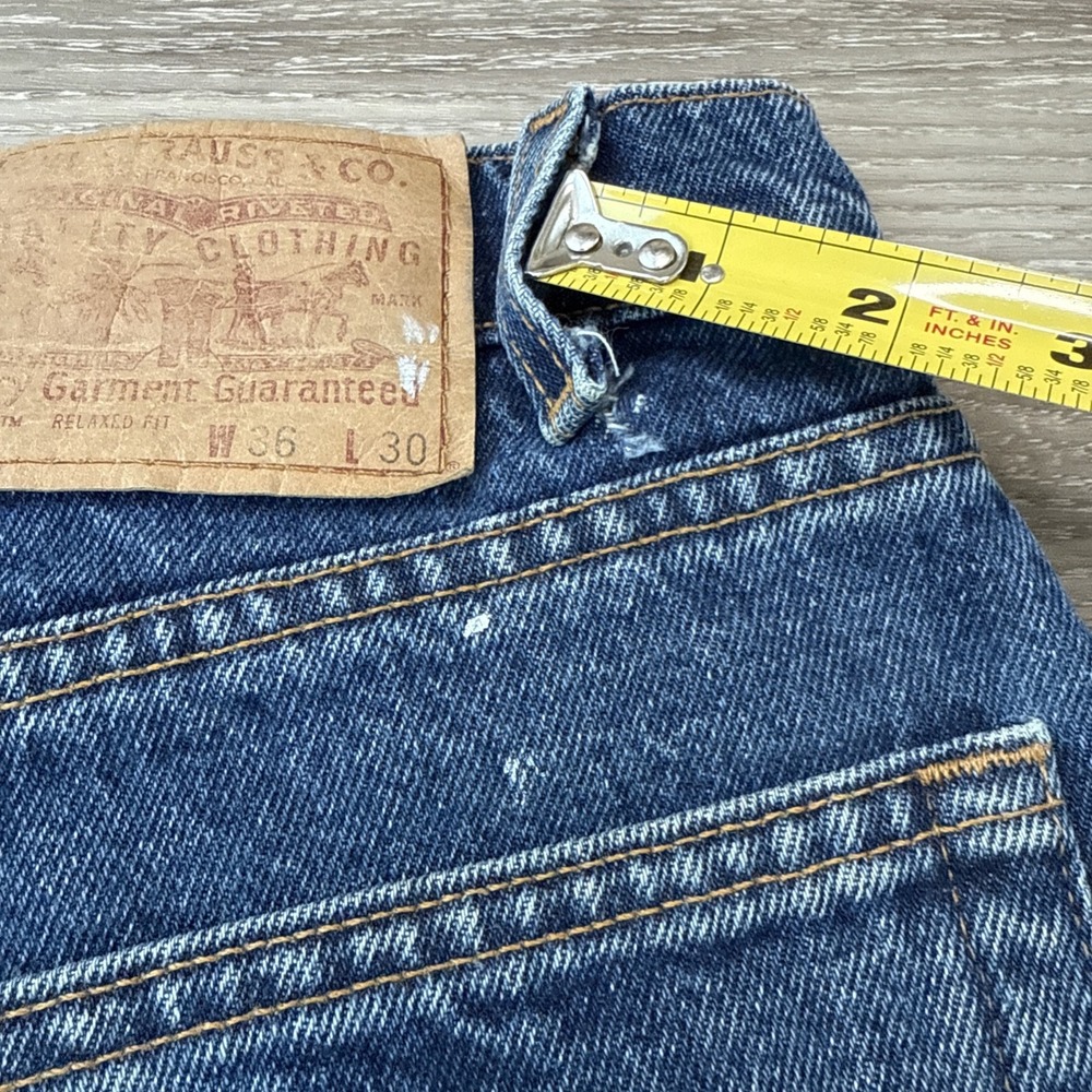 Vintage Levis 550 Jeans Mens W36 x L30 Blue 90s Relaxed Fit Tapered Leg Denim - Picture 14 of 16